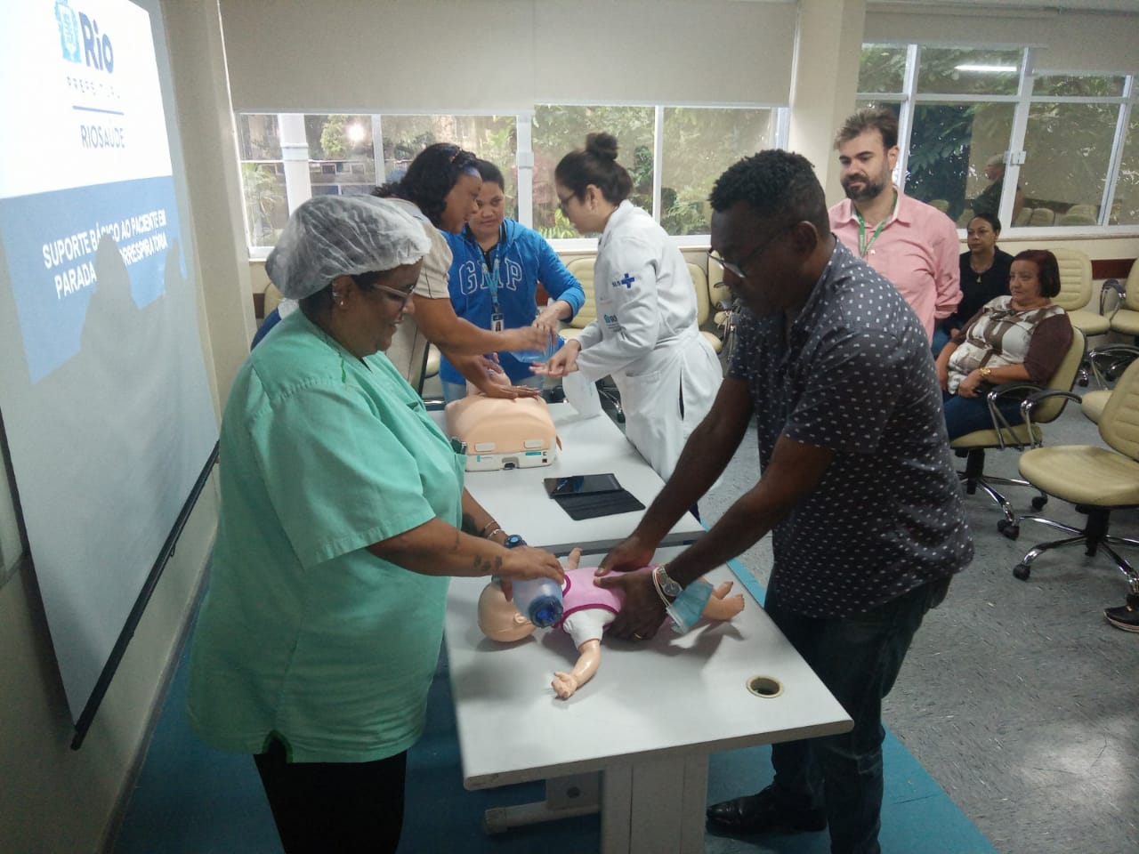 4º DIA DE TREINAMENTO: SUPORTE BÁSICO AO PACIENTE EM PARADA CARDIORRESPIRATÓRIA