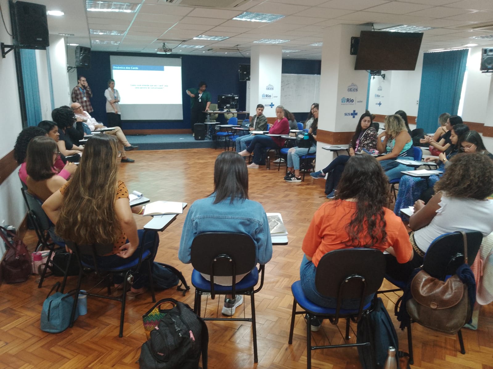 Aula PREFC: Habilidades de Comunicação e Comunicação de Notícias Difíceis