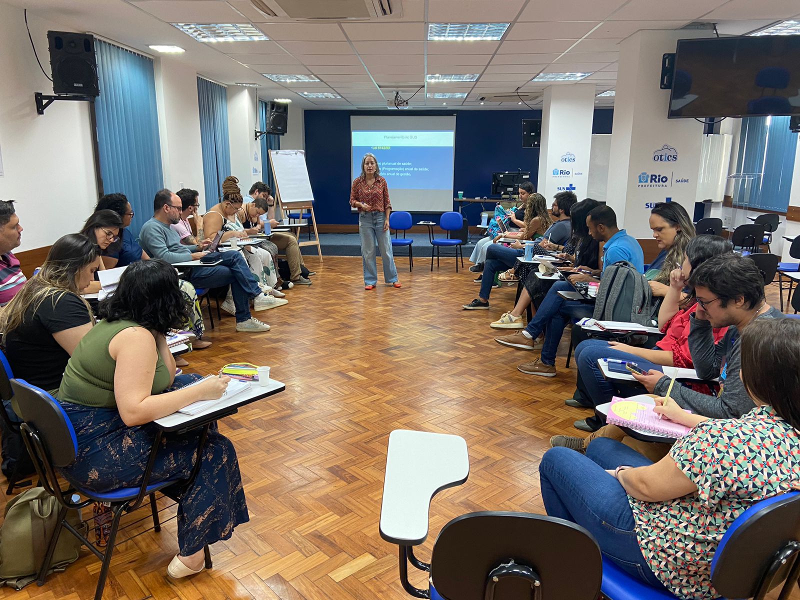 Aula MPAPS: Planejamento e gestão na atenção primária