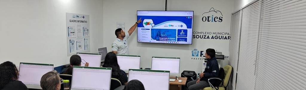 Curso de Excel Básico no Hospital Municipal Souza Aguiar