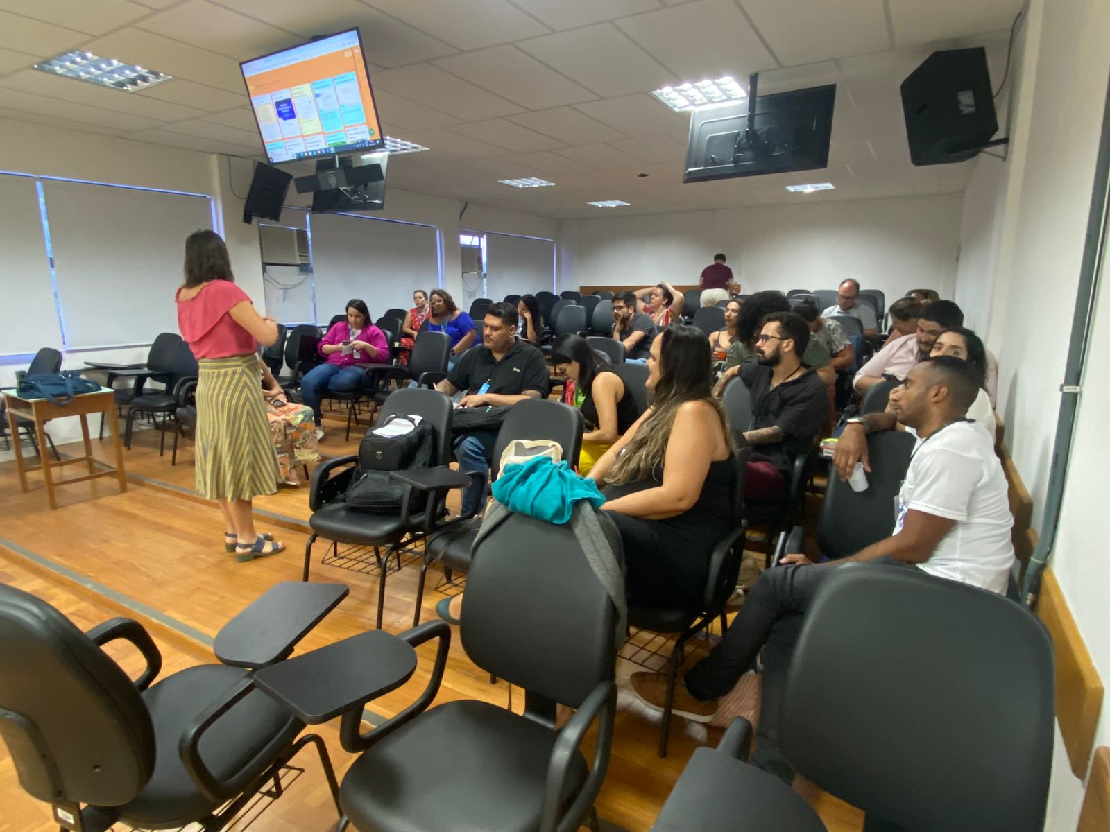 Aula MPAPS: Vulnerabilidade , Cuidado, e Integralidade na Atenção Primária à Saúde