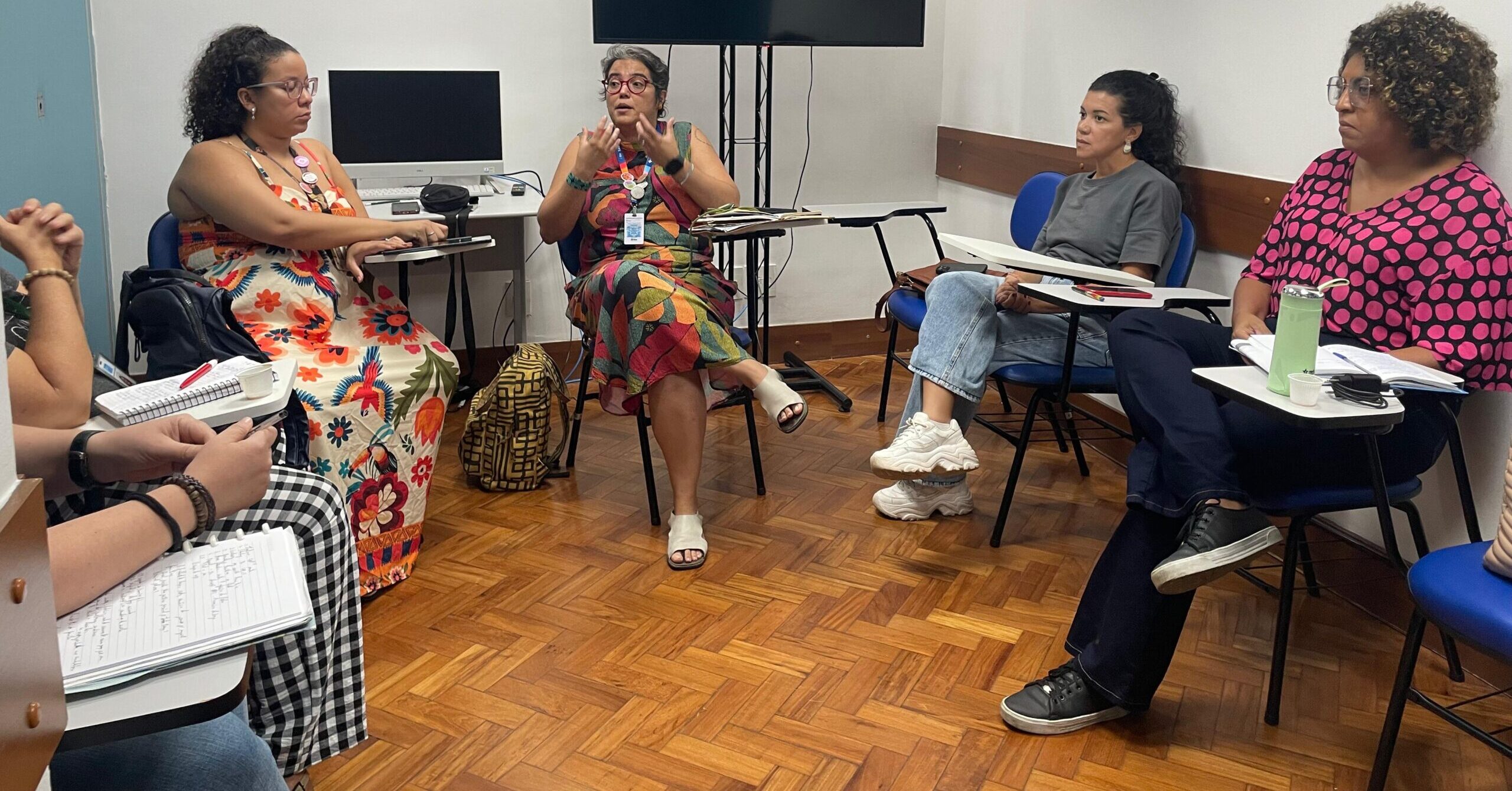 Discussão de Caso em Saúde Mental com a Rede Intersetorial