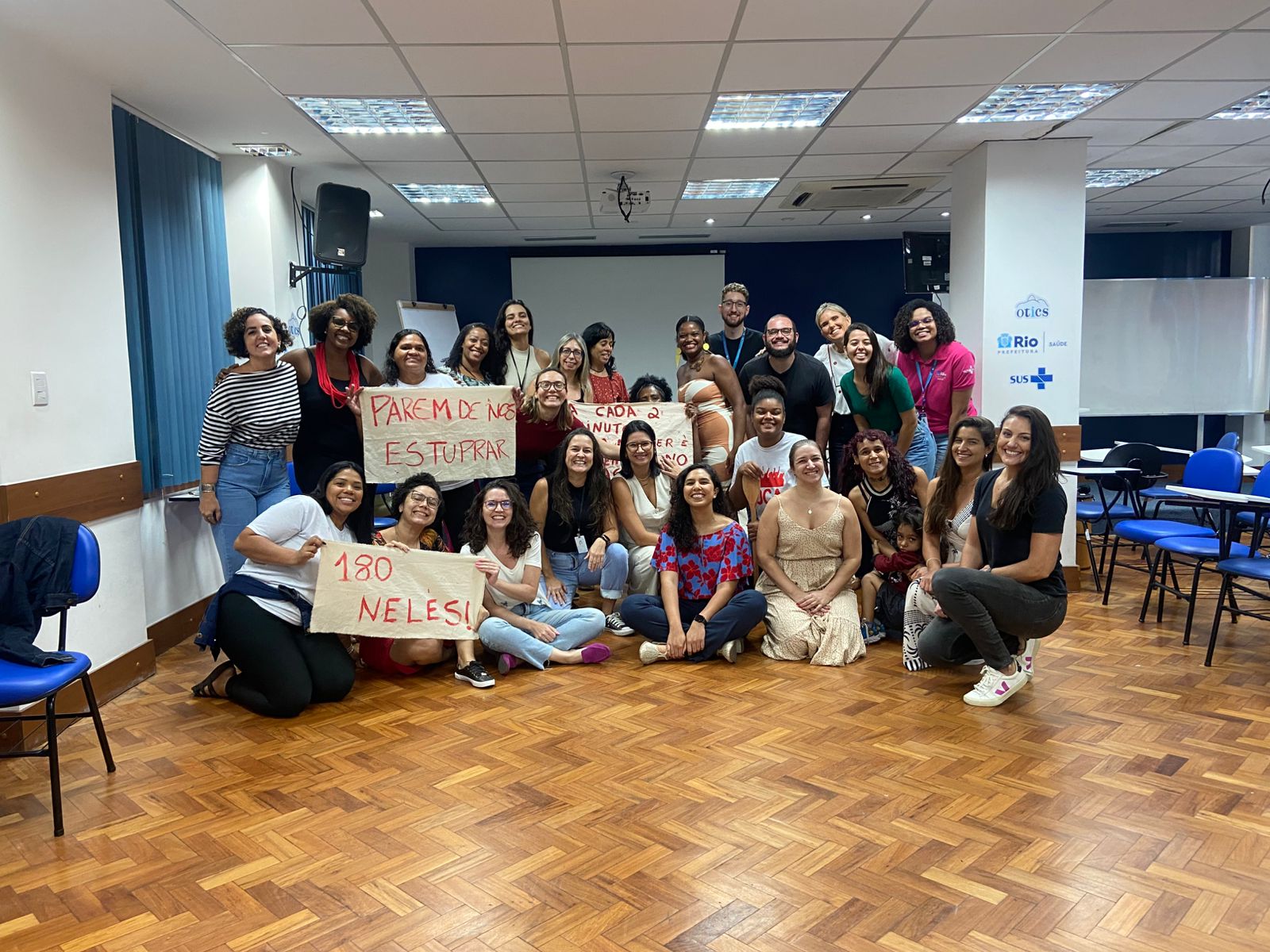 Aula MPAPS: Educação Popular em Saúde oficina de sensibilização em Teatro do Oprimido e a apresentação da performance “180 NELES”