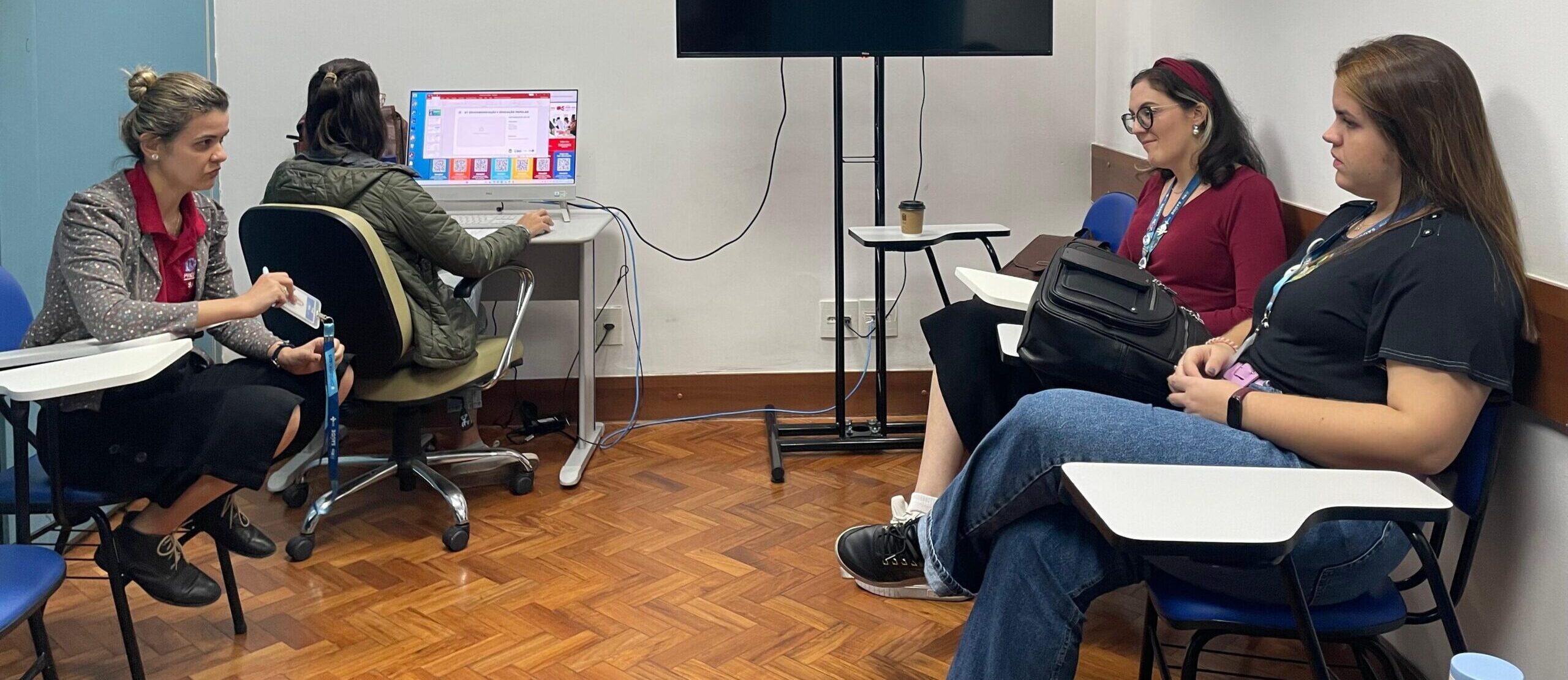 Reunião do GT Educomunicação e Educação Popular (PREFC)