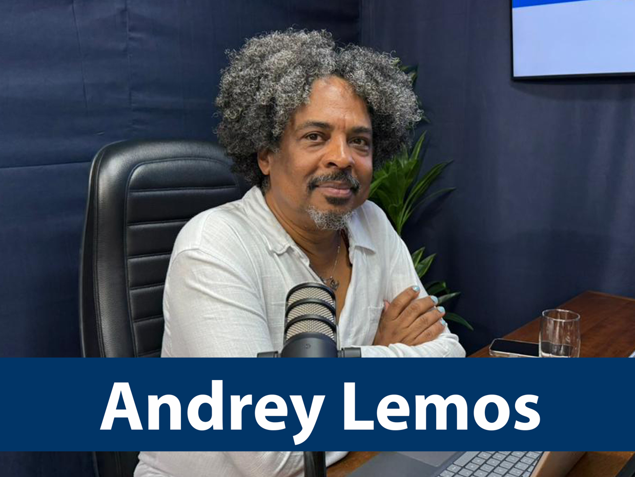 Apresentação da 1ª turma do Doutorado Profissional no I Seminário Accountability da Rede OTICS-Rio e TEIAS Manguinhos (Andrey Lemos)