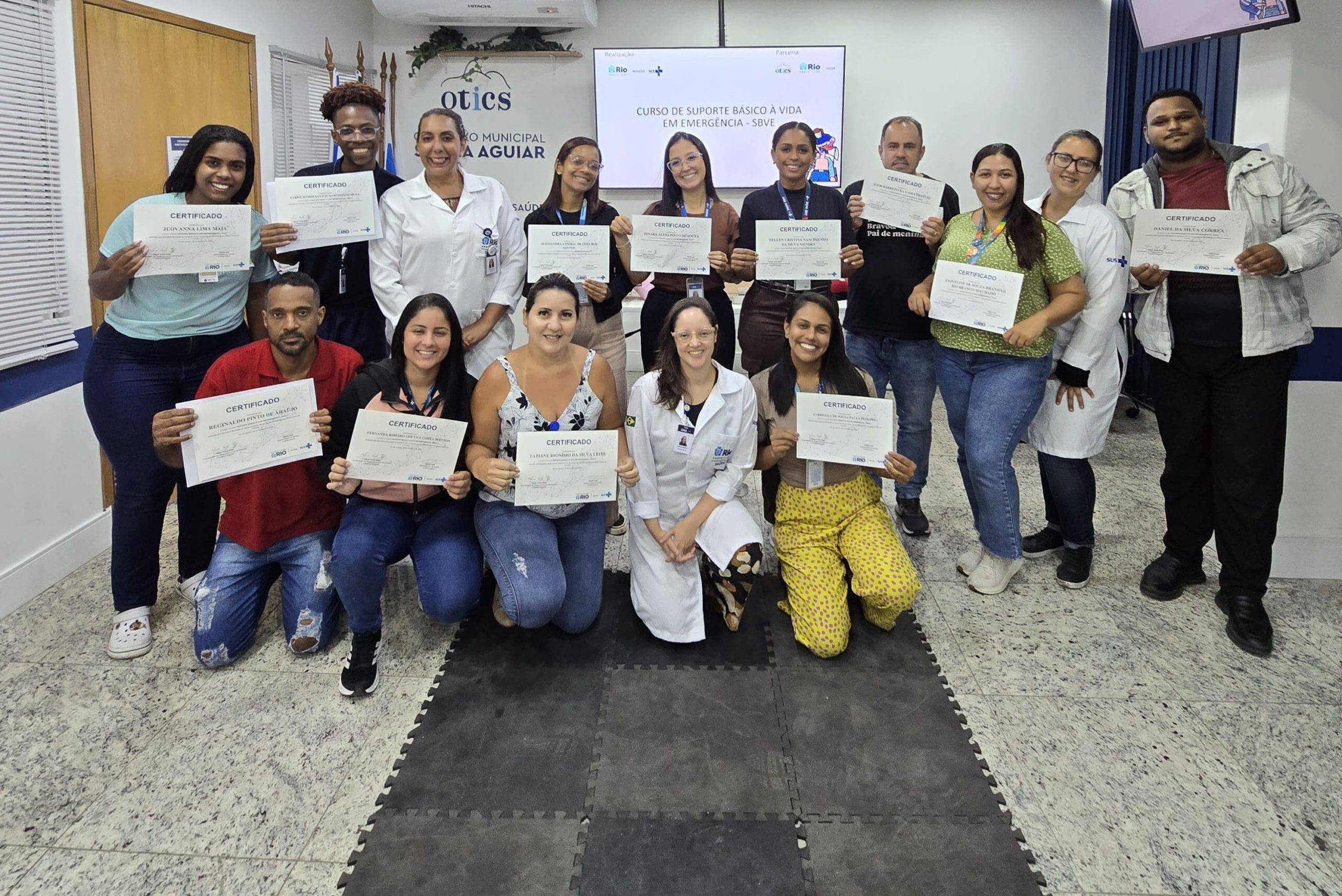 25ª Turma do Curso de Suporte Básico à Vida em Emergência (SBVE) na OTICS SOUZA AGUIAR