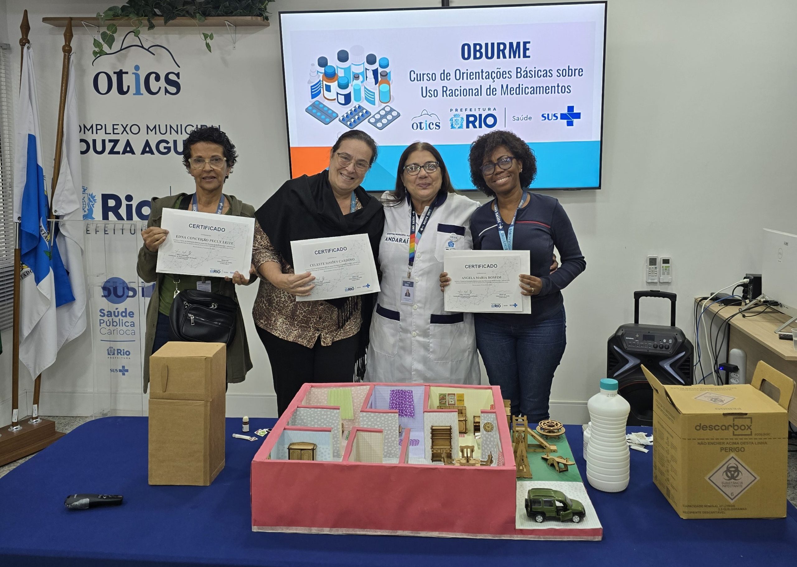 6ª Turma sobre Orientações Básicas do Uso Racional de Medicamentos (OBURME) na OTICS Souza Aguiar